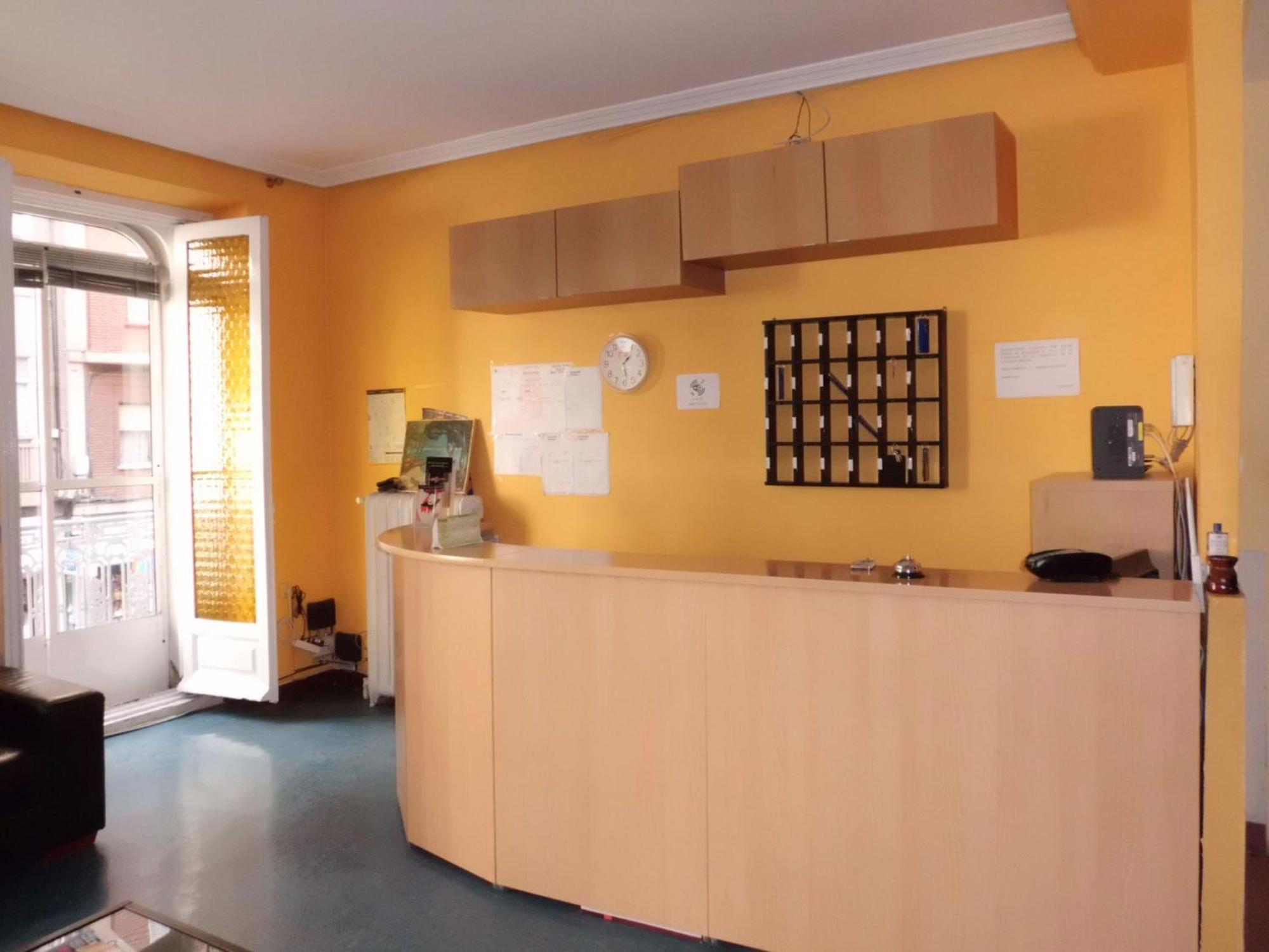 Hostal Lima Valladolid Buitenkant foto